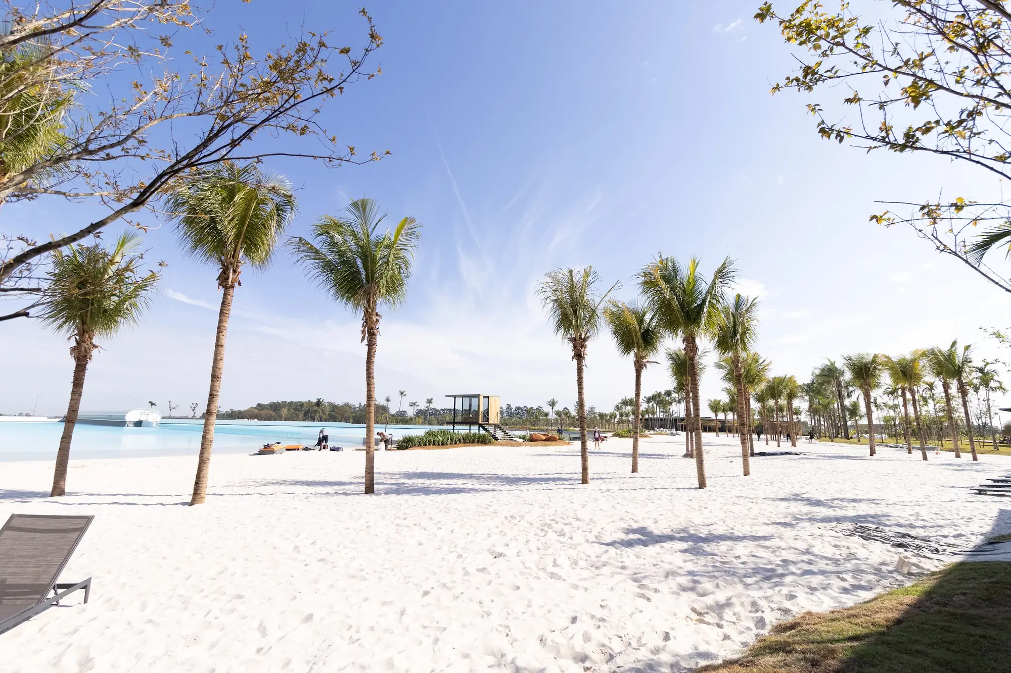 The beach beside the lagoon
